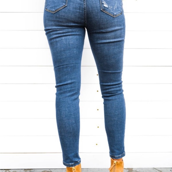 Cargo Patch pocket high rise skinny jeans by Judy Blue - Picture 3 of 10